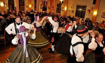 German Night in Nova Petrópolis with Dinner and Show