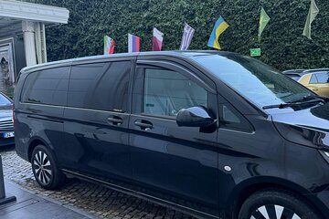 Airport Transfer to Istanbul City with Minivan