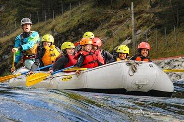 Class 2 Family Rafting in Voss