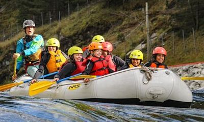 Class 2 Family Rafting in Voss