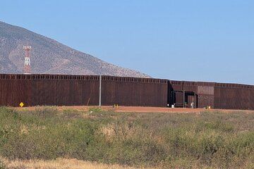 3 Hour Jeep Tour Border Wall Old Bisbee Lowell and Open Pits