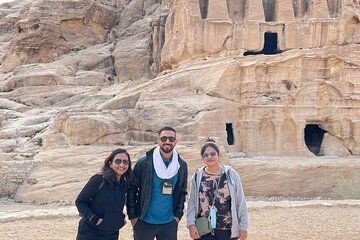 Discover Petra in a Day Guided Tour of the Lost Nabatean City