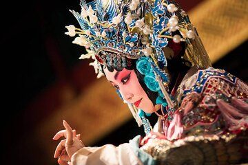 Liyuan Theatre Peking Opera Show