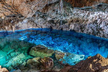 Crystal clear cave: An unforgettable snorkeling
