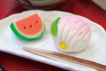 TOMODACHIYA Wagashi Confectionery Making Experience in Kumamoto