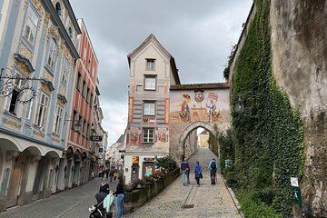 Escape The City Steyr City Walk Tour with Puzzles