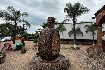 Private Tour to Tequila Distillery and Cantaritos and Celebration