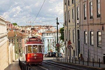 Private Full-Day Lisbon City Tour with Historic Landmarks