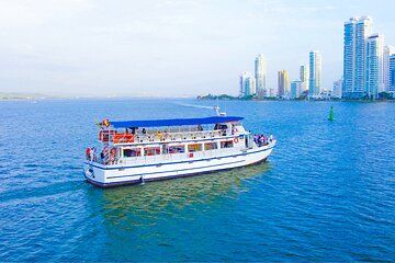 Tour Bahia in Cartagena