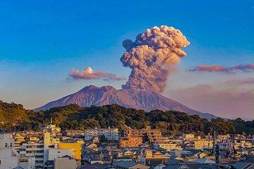 Kagoshima Easy Bus Tour Sakurajima Sengan-en and Tenmonkan