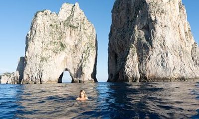 Private Boat Tour to Capri: Explore Grottoes and Swim