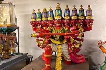 Authentic Bangalore: Lake, Temple, Market w/ Snacks