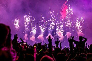 Hamburg New Year's Eve Pub Crawl