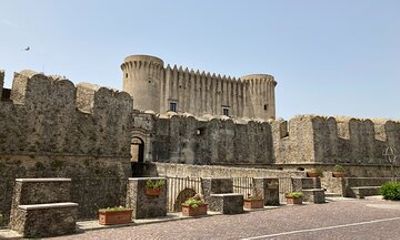 Crotone Shore Excursion Private: Santa Severina and Wine Tasting