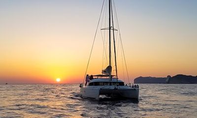 Kissamos Catamaran Sunset relaxation