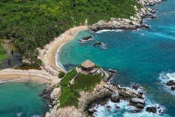 2-Day Hike in Tayrona Jungle Park and Indigenous Culture