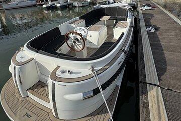 Lisbon, Boat Sunset Port Wine Tasting & Traditional Snacks