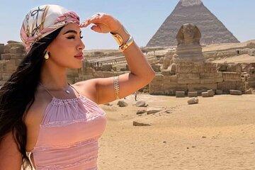 Luxury Private Pyramids Tour with Lunch and Camel Ride