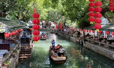 Suzhou Tongli Town and Lingering Garden by Private Car with Lunch
