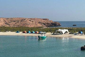 Private Daymaniyat Overnight Camping, Snorkeling and Beach BBQ