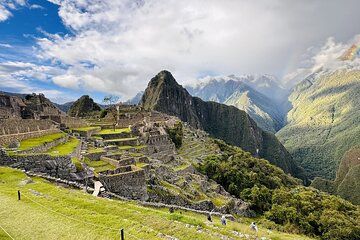Cusco 5D Sacred Valley Machu Picchu Rainbow Mountain and Humantay