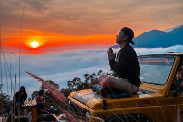 Batur Volcano Jeep Sunrise & Black Lava Experience All included