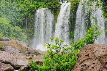 Siem Reap Full-Day Private Kulen Waterfall & 1000 Lingas Tour