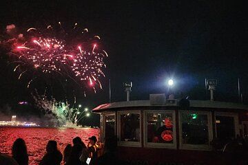 Chicago Fireboat Fireworks Cruise