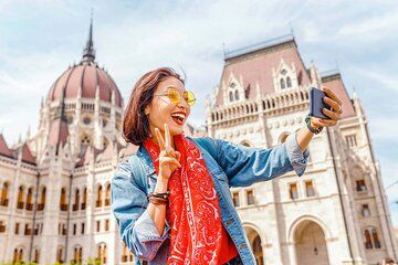 Budapest Walking Tour with Audio Guide on your Smartphone