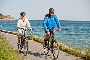 Kristiansand: Guided E-Bike Tour - City and Nature Highlights