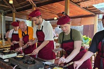 Private Tour: Coconut Basket Boat & Cam Thanh Cooking Class