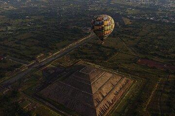 Sunrise in Globe over Teotihuacan