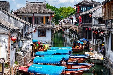 Zhouzhuang Water Town Private Day Trip with Lunch and Boat Ride