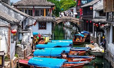 Zhouzhuang Water Town Private Day Trip with Lunch and Boat Ride