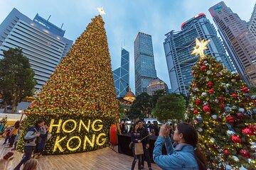 Private Christmas Walking Tour Hong Kong and Egg Waffle Treat