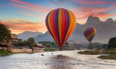 Vang Vieng Hot Air Balloon Tour Adventure