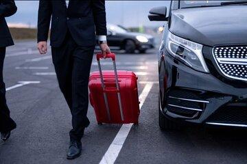 Private transfer from CDG or ORLY airport to the city of Paris