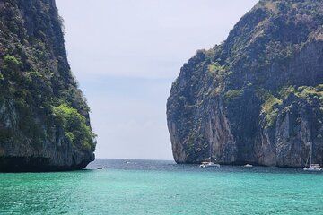 Phi Phi Island, Khai Island and Maya Bay Tour Phuket By SpeedBoat