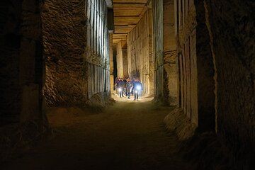 Guided Tour of Zonneberg Caves in Maastricht