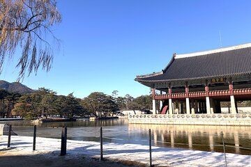 Discover Tongin Market on a Private Seoul Walking Tour