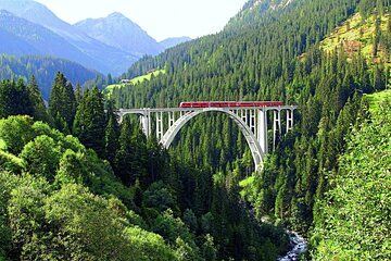 Arosa Private Rail and Walking Tour