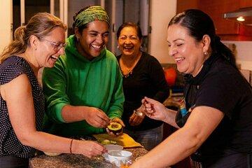 4h Cooking Class in Cuenca with 9 Recipes & Bottomless Drinks