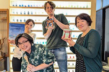 Fukuoka Japanese Painting and Art Museum with Pro Artist