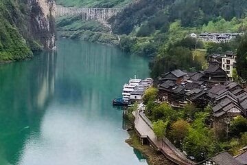 Chongqing Private Car Day Tour Tailored Travel Experience