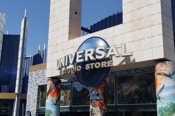 Discover Hollywood Studios with Private Minibus Tour