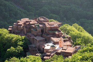 Lunch with a Panoramic View of the Atlas Mountains