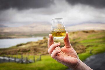 4-Day Private Whisky Tour to Islay with Distillery Visits