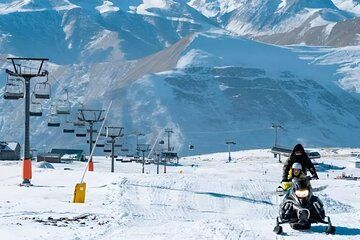 Full Day Trip to Bakuriani Ski Resort and Borjomi