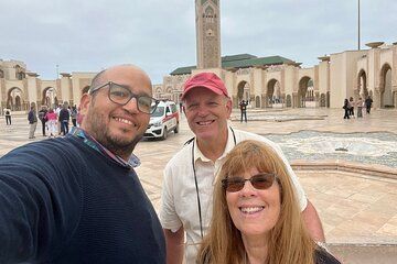 Casablanca City Tour with Luxury Vehicle