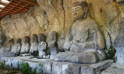 Usuki Stone Buddhas Private Day Tour